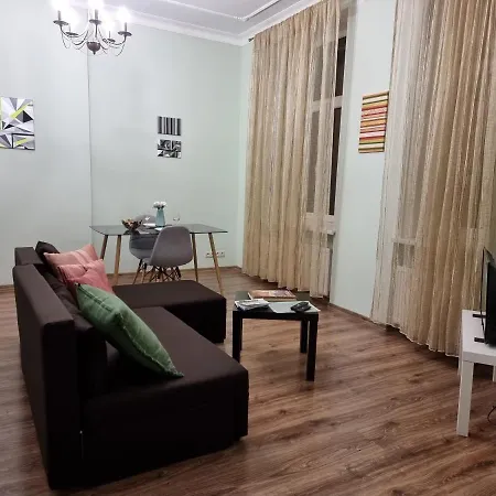 Art Deco One-bedroom In Library House With Free 5g Wifi 里加
