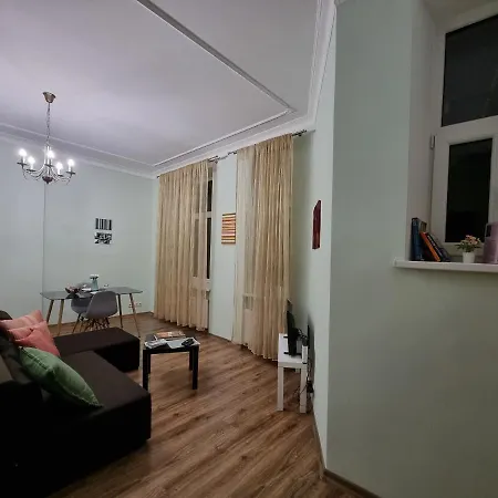 Art Deco One-bedroom In Library House With Free 5g Wifi 公寓 *