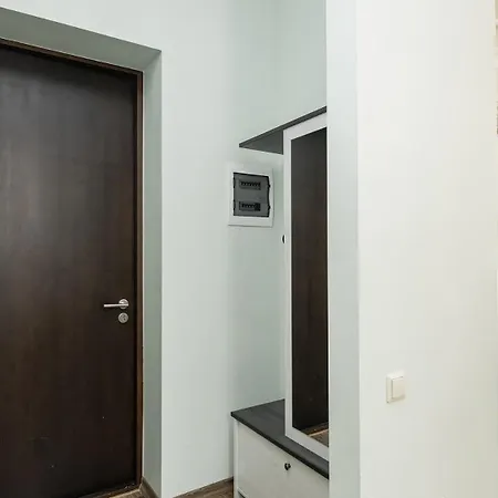 Art Deco One-bedroom In Library House With Free 5g Wifi 아파트 *