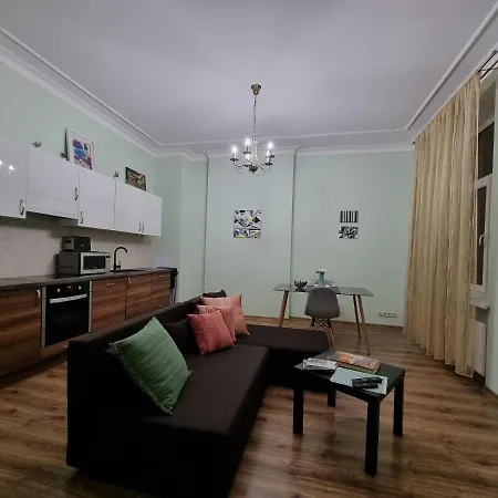 Art Deco One-bedroom In Library House With Free 5g Wifi Apartment *