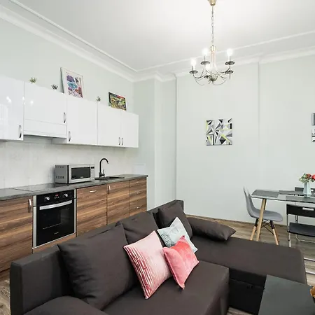 Art Deco One-bedroom In Library House With Free 5g Wifi *